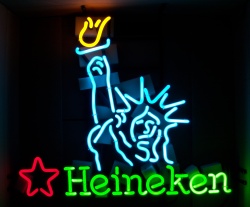 Heineken Beer New York Neon Sign [object object] My Beer Sign Collection &#8211; Not for sale but can be bought&#8230; heinekennewyork