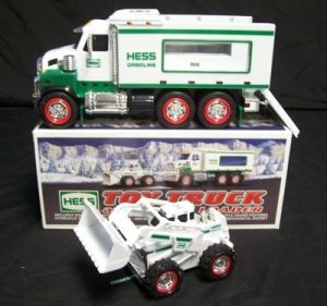 2008 hess toy truck 2008 hess toy truck 2008 Hess Toy Truck 08hess 300x281