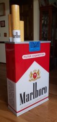 [object object] My Beer Sign Collection &#8211; Not for sale but can be bought&#8230; marlboropacklightedsign2 e1627209705804
