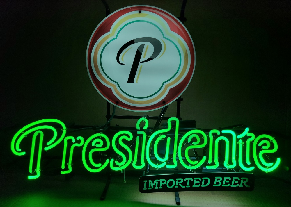 Presidente Beer Neon Sign