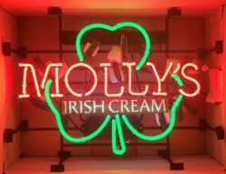 Mollys Irish Cream Shamrock Neon Sign [object object] My Beer Sign Collection – Not for sale but can be bought… mollysirishcream2013 e1769427085879