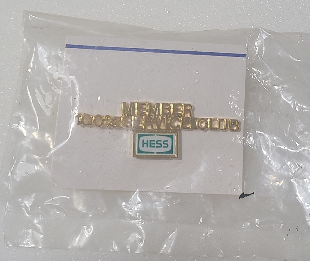 Hess Oil Company Employee Service Pin